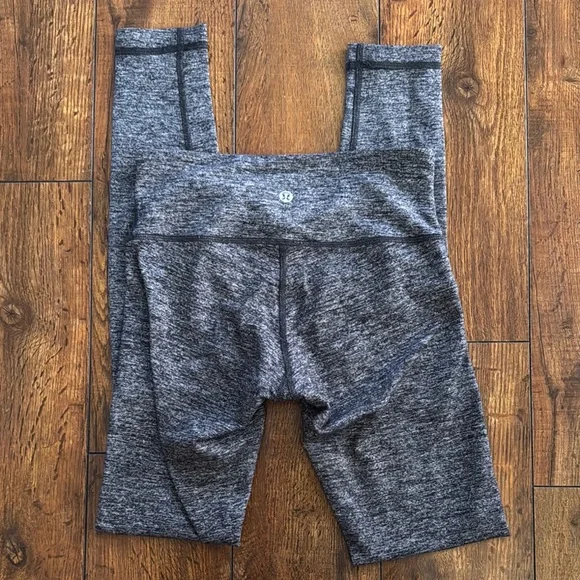 Lululemon Grey black Leggings - Picture 2 of 4